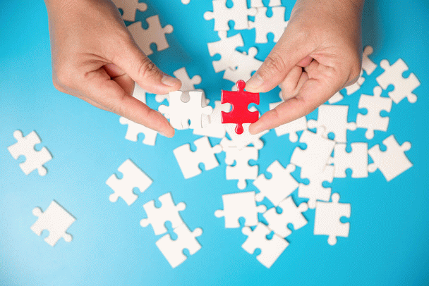 آموزش افزایش بازدید سایت: چکیده تجربیات نی‌نی‌سایت در 9 مورد کلیدی، سوالات متداول و راهکارهای عملی