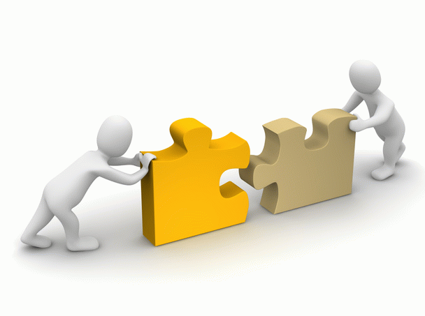 آموزش جذب مخاطب هدف: چکیده تجربیات نی نی سایت در سال 1404 (6 مورد کلیدی)